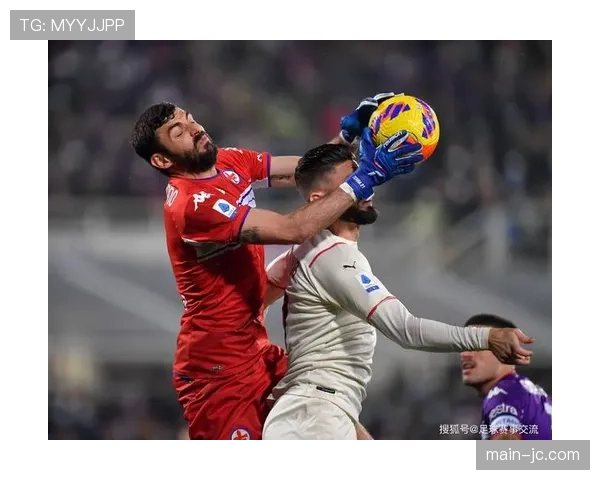 曼联防线在埃弗顿高位逼抢下展现出球质量